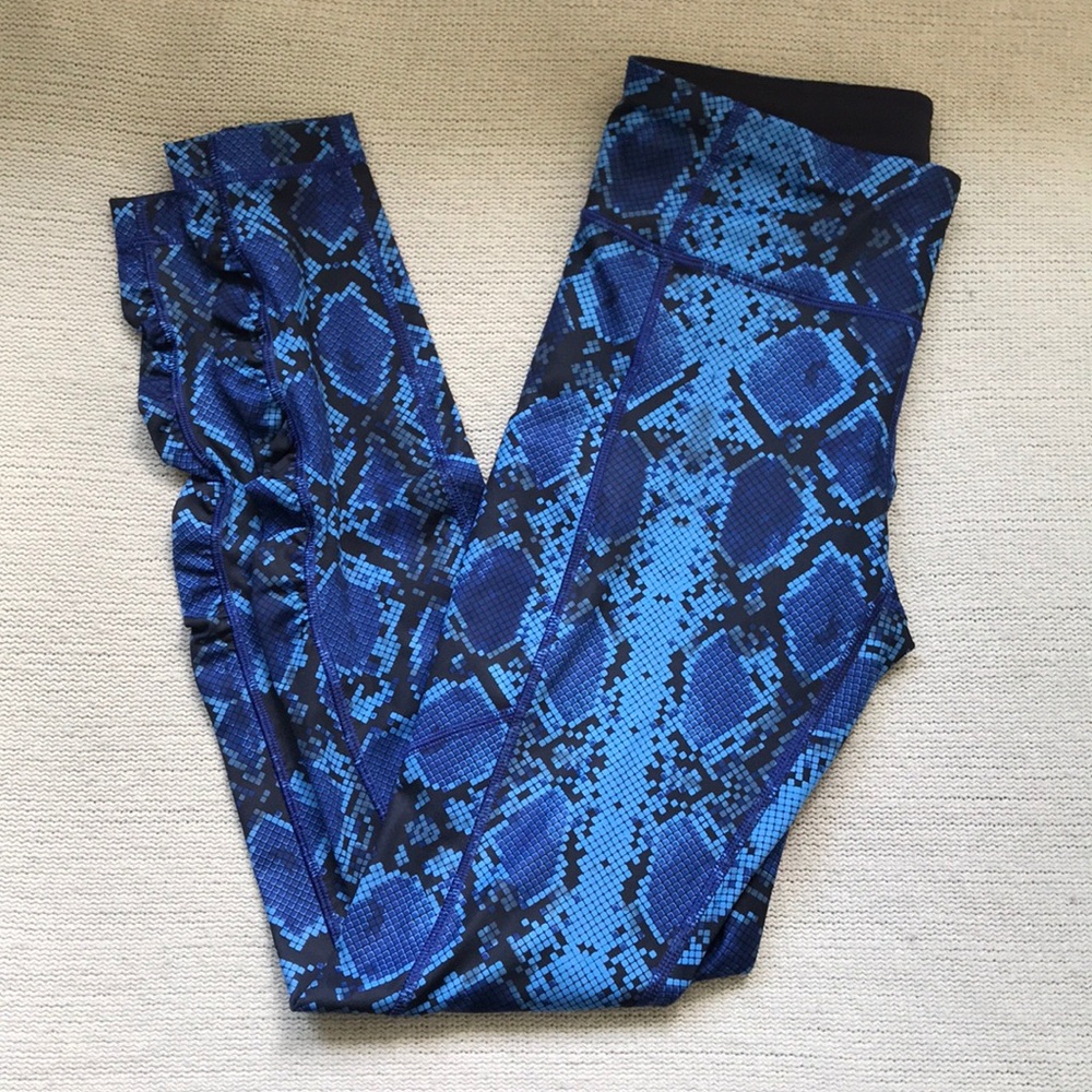 Lululemon snakeskin print speed up tight